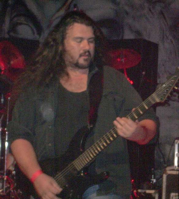 Image: 060930--bloodstock/web/brainstorm05.jpg