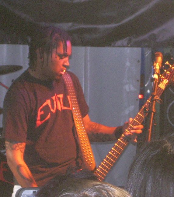 Image: 06boa/web/evile02.jpg