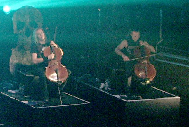 Image: 071211--apocalyptica/web/apocalyptica20.jpg