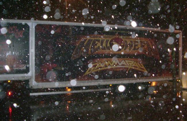 Image: 080108--helloween/web/truck01.jpg